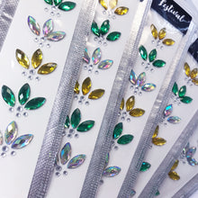Load image into Gallery viewer, Petal Hair Jewels