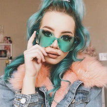 Load image into Gallery viewer, Heart Glasses