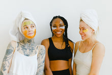 Load image into Gallery viewer, Gold Collagen Eye Mask